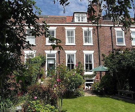 Saint Hilda'S House Bed & Breakfast Whitby Ngoại thất bức ảnh